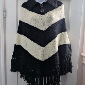 Vintage knitted poncho